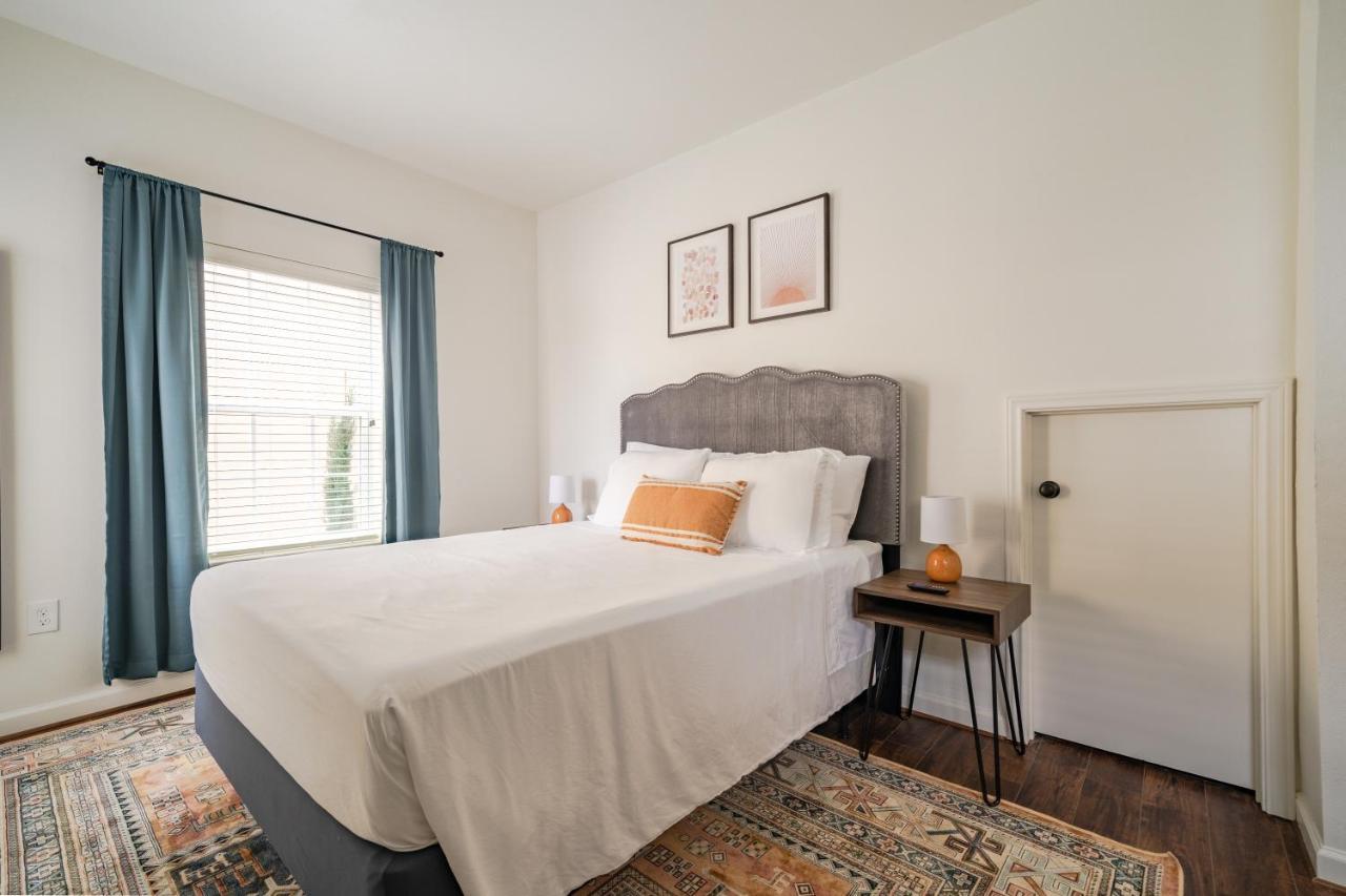 Unit 1 - Spacious & Renovated Apt Home In The City'S Action Houston Luaran gambar